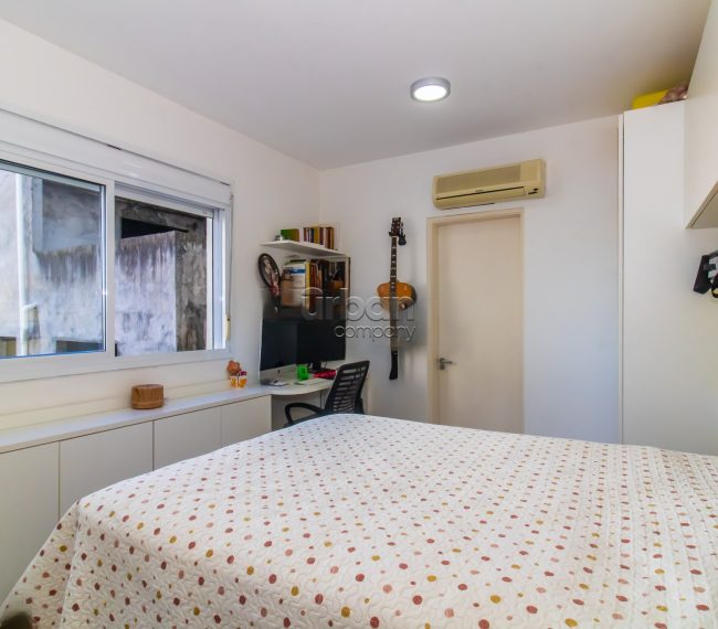 Apartamento com 82m², 2 quartos, 1 suíte, 1 vaga, no bairro Santana em Porto Alegre