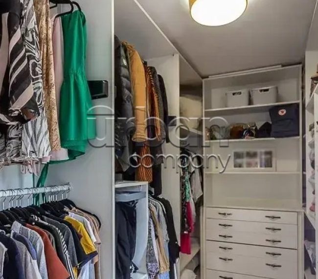 Apartamento com 128m², 2 quartos, 1 suíte, 2 vagas, no bairro Petrópolis em Porto Alegre