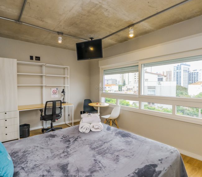 Loft com 27m², 1 quarto, no bairro Santa Cecília em Porto Alegre