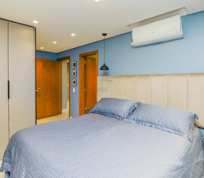 Apartamento com 153m², 3 quartos, 1 suíte, 2 vagas, no bairro Petrópolis em Porto Alegre