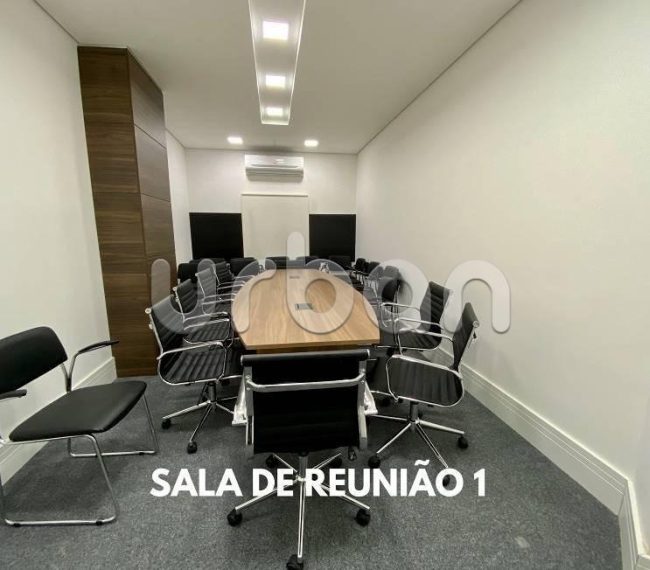 Sala com 65m², no bairro Rio Branco em Porto Alegre