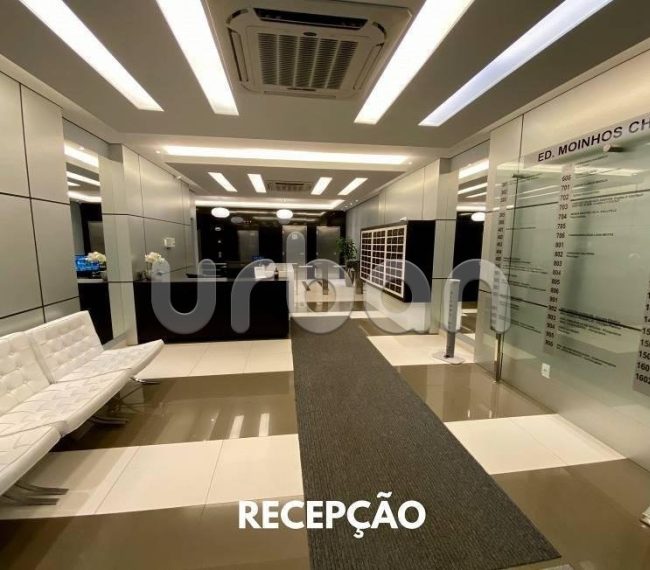 Sala com 65m², no bairro Rio Branco em Porto Alegre