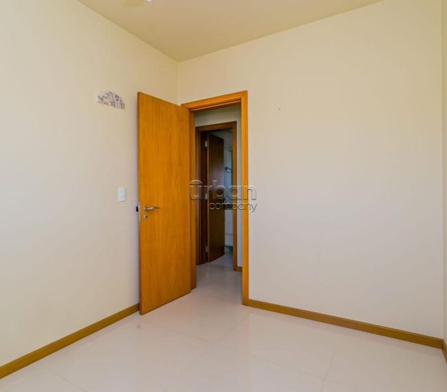 Apartamento com 77m², 3 quartos, 1 suíte, 2 vagas, no bairro Vila Jardim em Porto Alegre