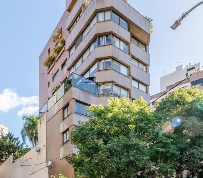 Apartamento Garden com 264m², 3 quartos, 3 suítes, 3 vagas, no bairro Auxiliadora em Porto Alegre