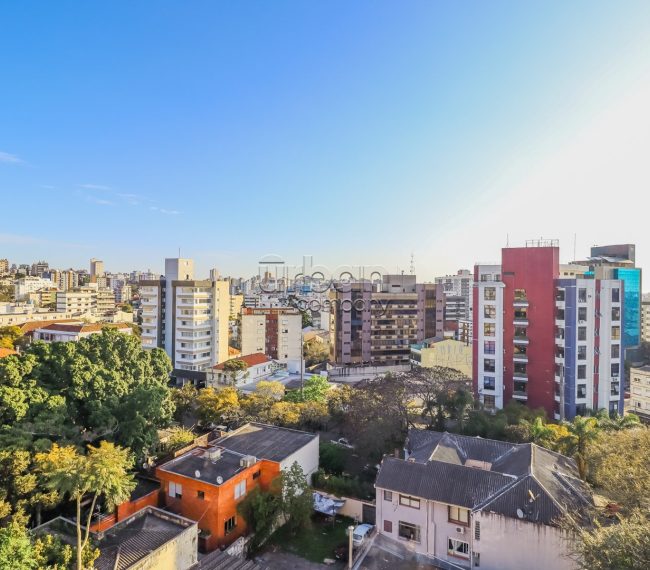 Cobertura com 200m², 3 quartos, 1 suíte, 1 vaga, no bairro São João em Porto Alegre