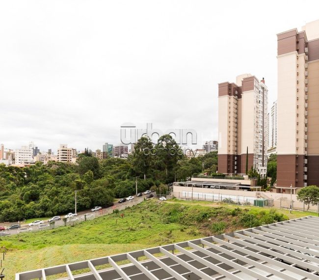 Apartamento com 99m², 3 quartos, 1 suíte, 2 vagas, no bairro Petrópolis em Porto Alegre