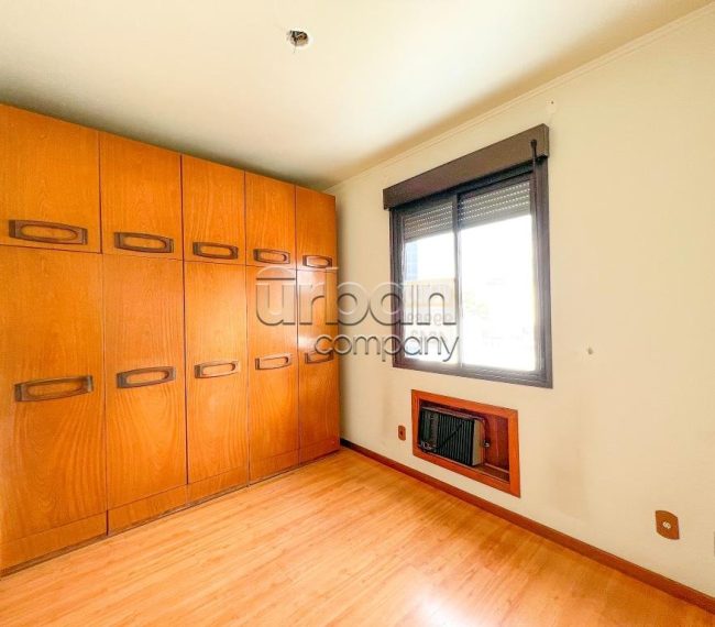 Apartamento com 59m², 2 quartos, 1 vaga, no bairro Vila Ipiranga em Porto Alegre