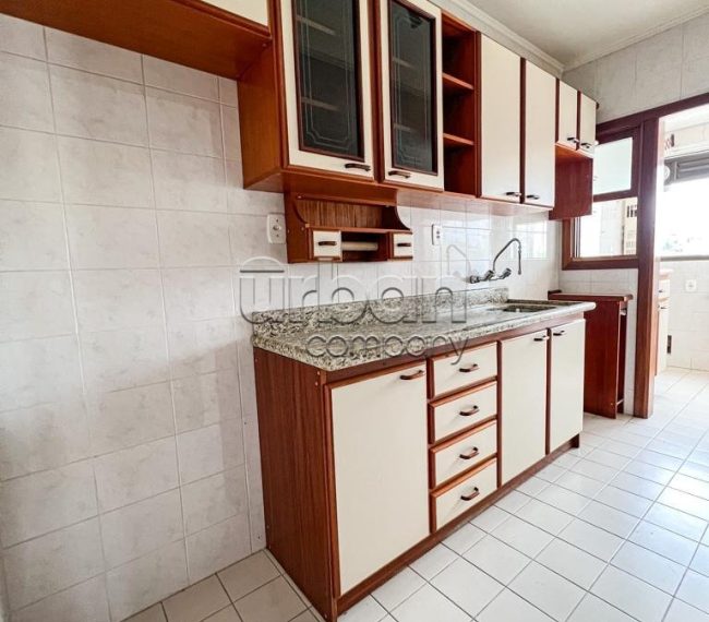 Apartamento com 59m², 2 quartos, 1 vaga, no bairro Vila Ipiranga em Porto Alegre