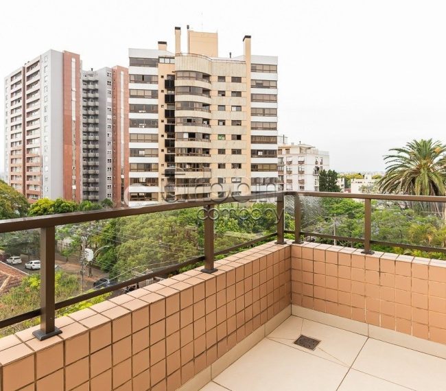 Apartamento com 126m², 3 quartos, 1 suíte, 2 vagas, no bairro Higienópolis em Porto Alegre