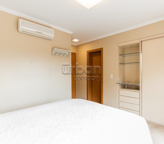 Apartamento com 126m², 3 quartos, 1 suíte, 2 vagas, no bairro Higienópolis em Porto Alegre