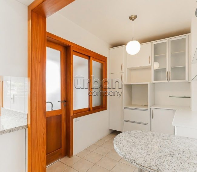 Apartamento com 126m², 3 quartos, 1 suíte, 2 vagas, no bairro Higienópolis em Porto Alegre