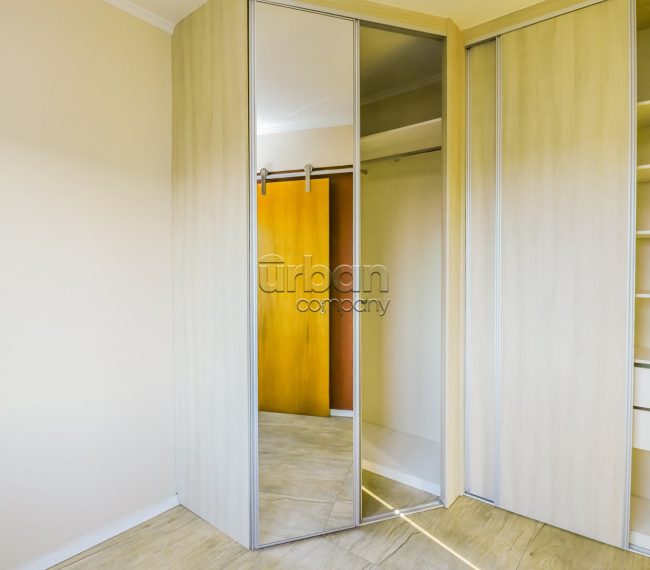 Apartamento com 70m², 2 quartos, 1 suíte, 1 vaga, no bairro Cristo Redentor em Porto Alegre