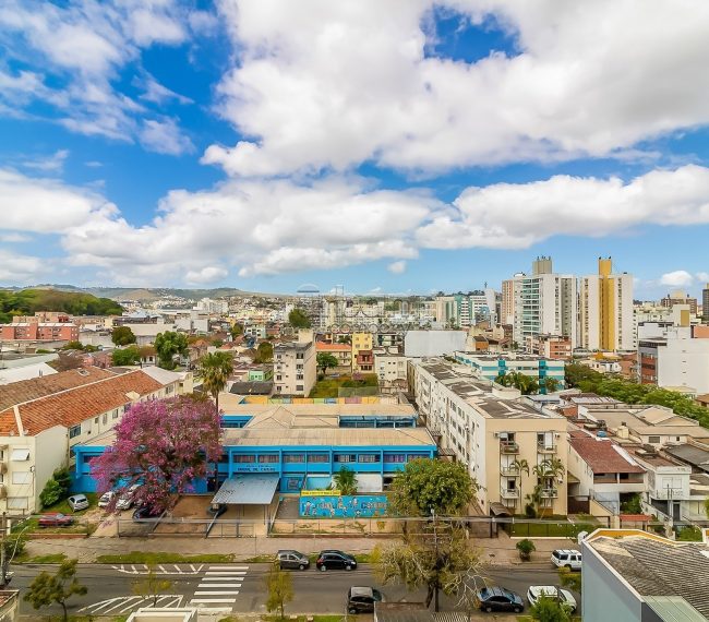 Apartamento com 71m², 3 quartos, 1 suíte, 1 vaga, no bairro Menino Deus em Porto Alegre