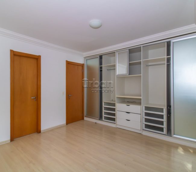 Apartamento com 117m², 3 quartos, 1 suíte, 2 vagas, no bairro Higienópolis em Porto Alegre