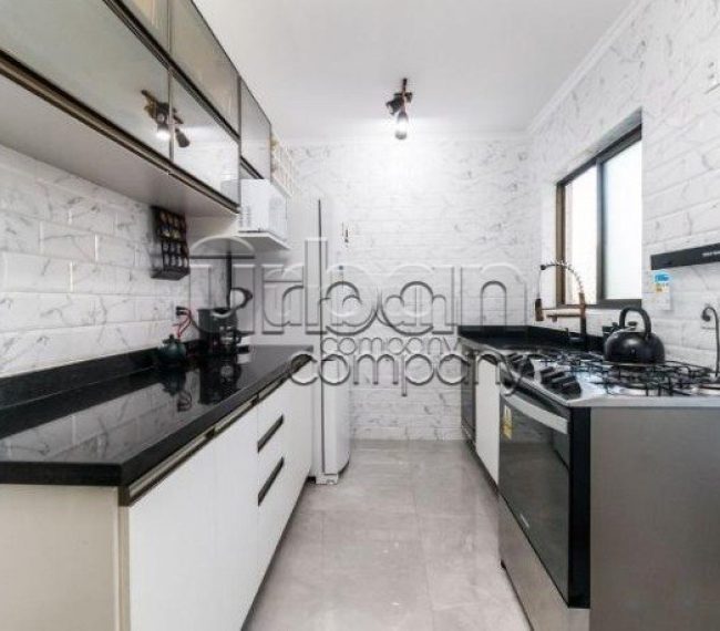 Apartamento com 81m², 2 quartos, 1 suíte, 2 vagas, no bairro Petrópolis em Porto Alegre