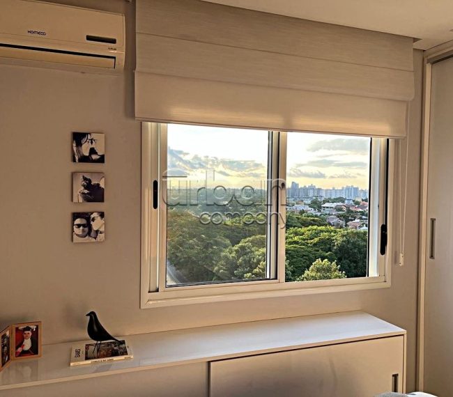 Apartamento com 75m², 3 quartos, 1 suíte, 2 vagas, no bairro Partenon em Porto Alegre