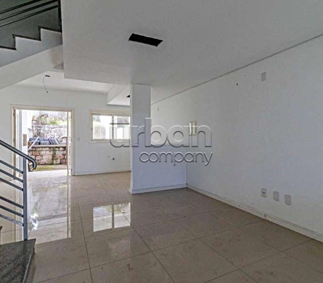 Casa com 144m², 2 quartos, 2 vagas, no bairro Jardim Itu-Sabará em Porto Alegre