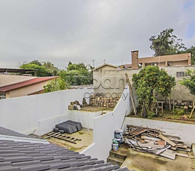 Casa com 144m², 2 quartos, 2 vagas, no bairro Jardim Itu-Sabará em Porto Alegre