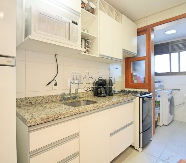 Apartamento com 65m², 2 quartos, 1 suíte, 1 vaga, no bairro Petrópolis em Porto Alegre