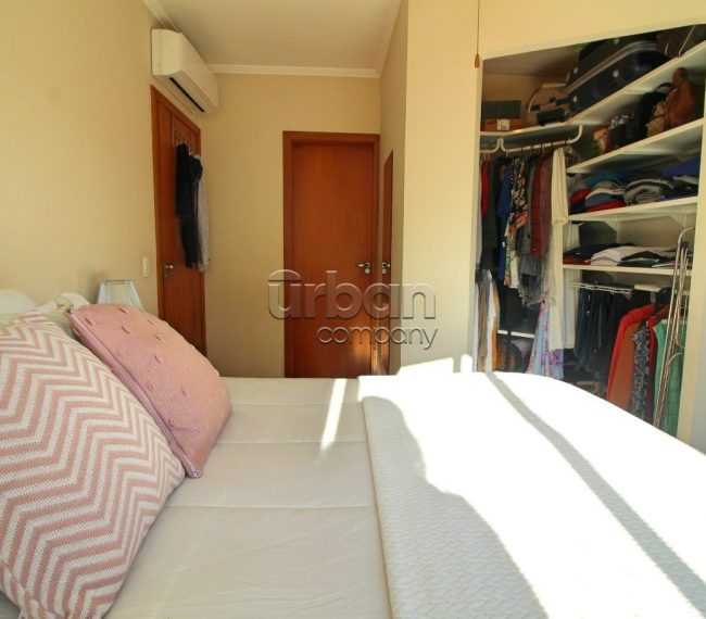 Apartamento com 65m², 2 quartos, 1 suíte, 1 vaga, no bairro Petrópolis em Porto Alegre