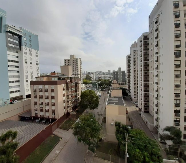 Apartamento com 62m², 2 quartos, 1 suíte, 1 vaga, no bairro Passo da Areia em Porto Alegre