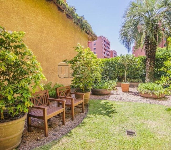 Apartamento Garden com 347m², 4 quartos, 3 suítes, 4 vagas, no bairro Chácara da Pedras em Porto Alegre