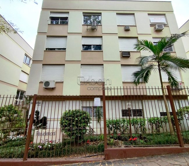 Apartamento com 98m², 3 quartos, 1 vaga, no bairro São João em Porto Alegre