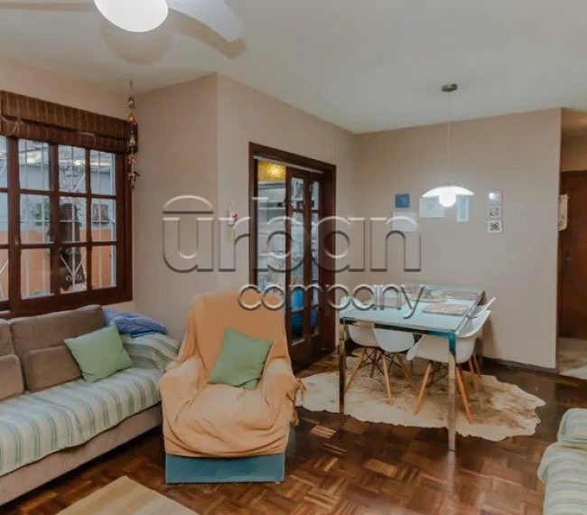 Apartamento Garden com 104m², 3 quartos, 1 suíte, 1 vaga, no bairro Auxiliadora em Porto Alegre