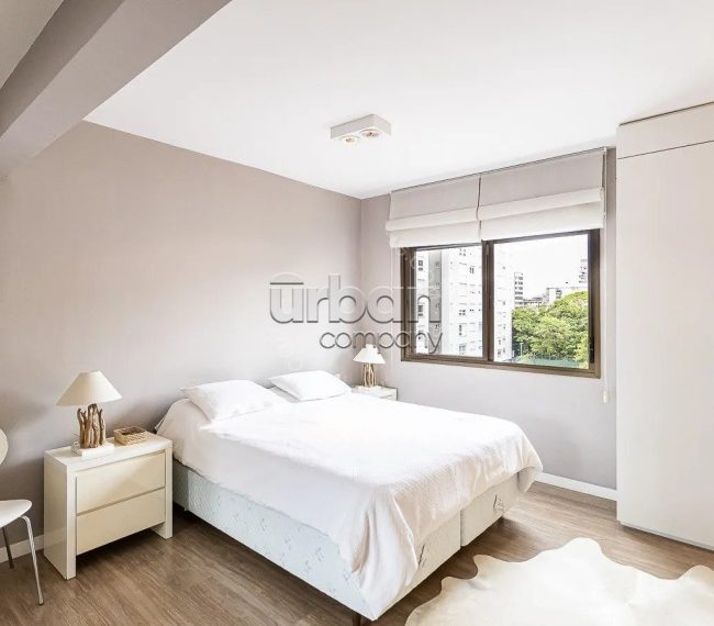 Apartamento com 98m², 3 quartos, 1 suíte, 2 vagas, no bairro Rio Branco em Porto Alegre