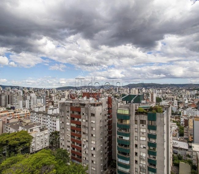 Apartamento com 98m², 3 quartos, 1 suíte, 2 vagas, no bairro Rio Branco em Porto Alegre