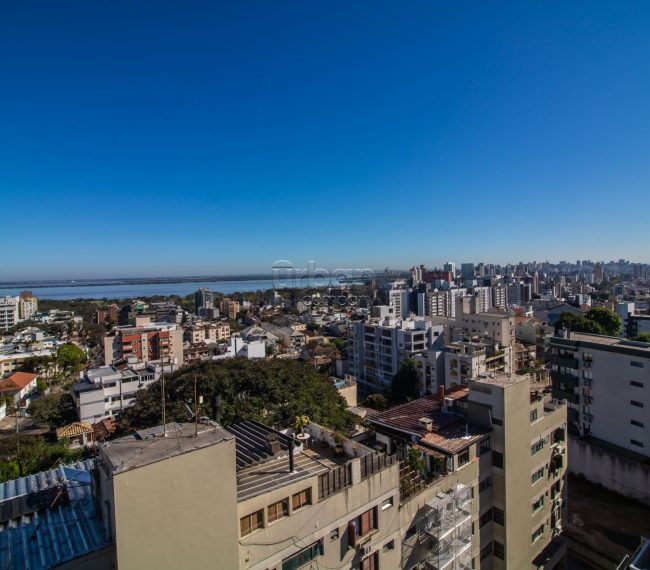 Apartamento com 91m², 3 quartos, 1 suíte, 2 vagas, no bairro Menino Deus em Porto Alegre