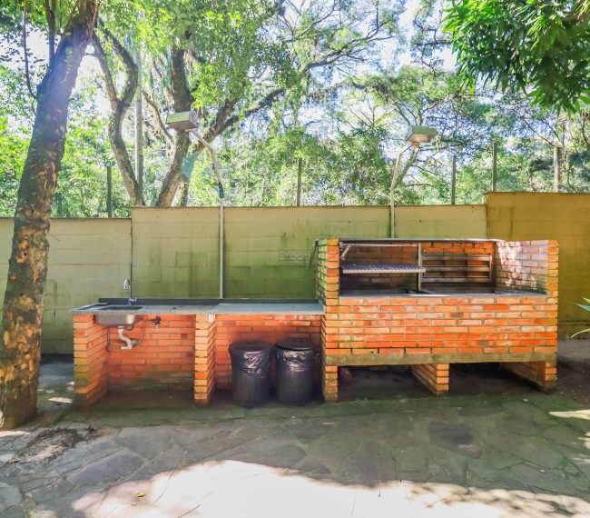 Casa em Condomínio com 177m², 4 quartos, 2 vagas, no bairro Teresópolis em Porto Alegre