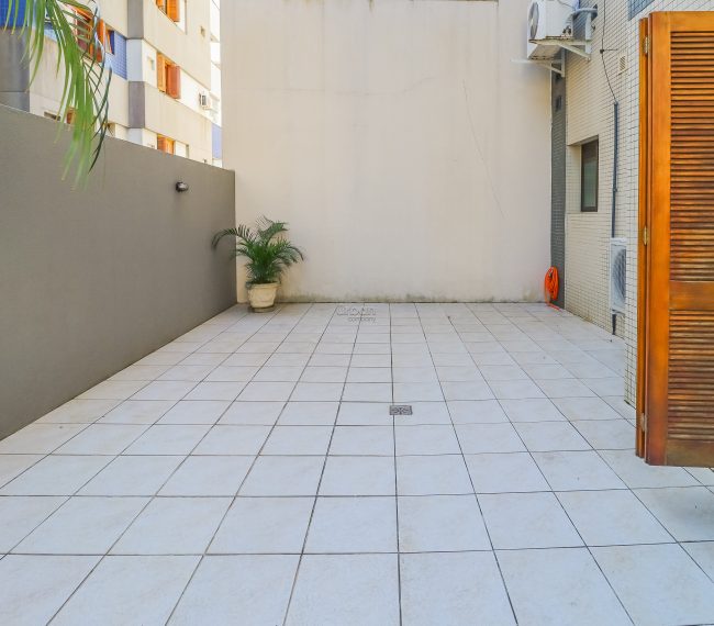 Apartamento com 87m², 2 quartos, 1 suíte, 2 vagas, no bairro Rio Branco em Porto Alegre