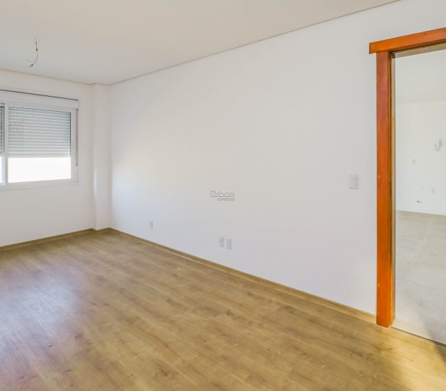 Apartamento com 95m², 1 quarto, 1 vaga, no bairro Passo da Areia em Porto Alegre