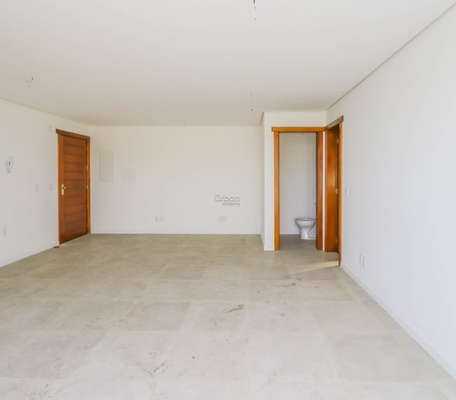 Apartamento com 95m², 1 quarto, 1 vaga, no bairro Passo da Areia em Porto Alegre