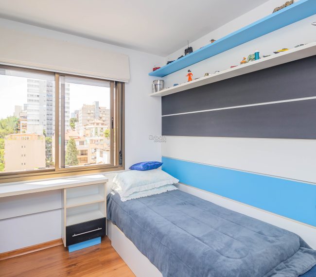 Apartamento com 114m², 3 quartos, 1 suíte, 2 vagas, no bairro Auxiliadora em Porto Alegre