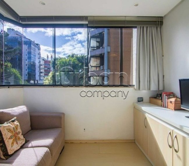 Apartamento com 124m², 3 quartos, 1 suíte, 1 vaga, no bairro Petrópolis em Porto Alegre