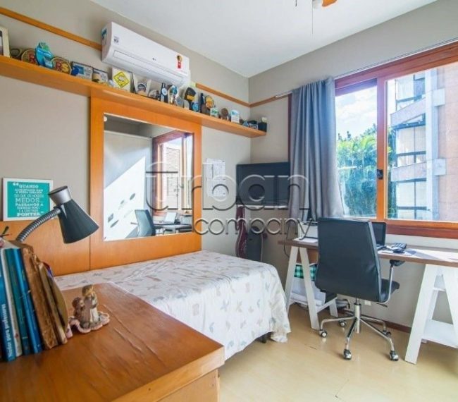 Apartamento com 124m², 3 quartos, 1 suíte, 1 vaga, no bairro Petrópolis em Porto Alegre