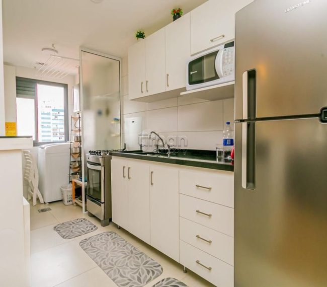 Apartamento com 65m², 2 quartos, 1 suíte, 2 vagas, no bairro Santana em Porto Alegre