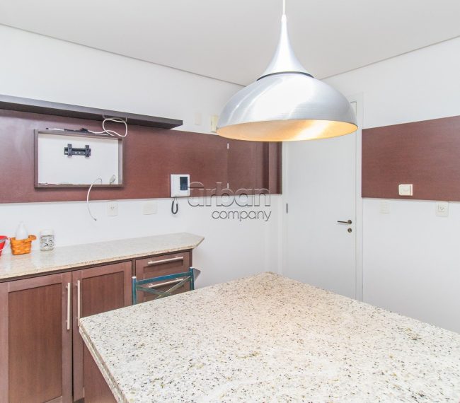 Apartamento com 149m², 3 quartos, 1 suíte, 3 vagas, no bairro Bela Vista em Porto Alegre