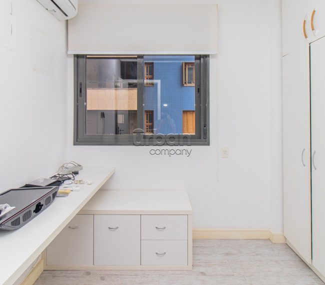 Apartamento com 149m², 3 quartos, 1 suíte, 3 vagas, no bairro Bela Vista em Porto Alegre