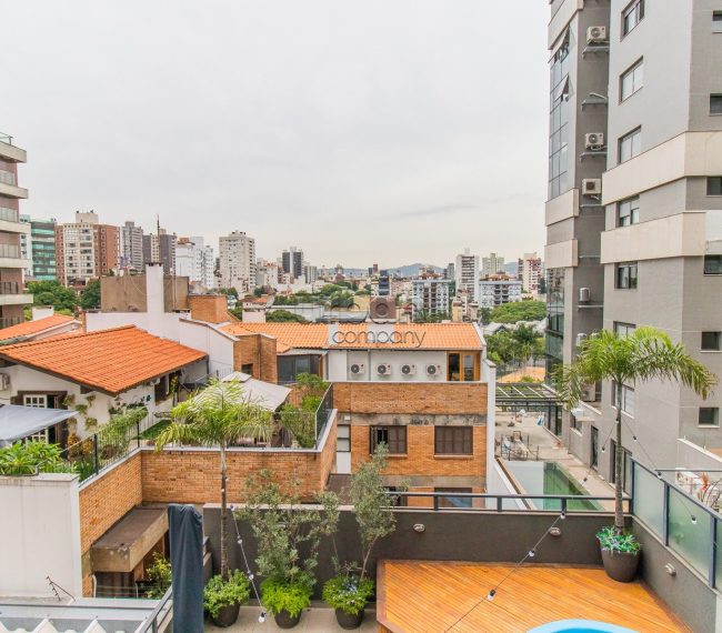 Apartamento com 149m², 3 quartos, 1 suíte, 3 vagas, no bairro Bela Vista em Porto Alegre