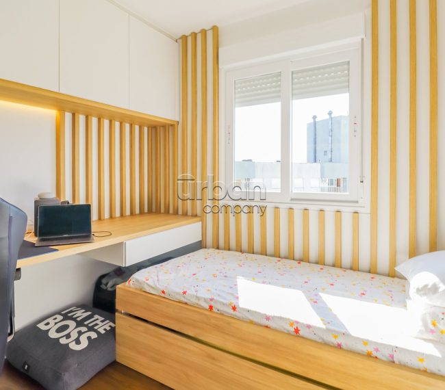 Apartamento com 72m², 2 quartos, 1 suíte, 1 vaga, no bairro Jardim Itu-sabará em Porto Alegre