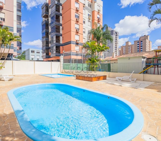 Apartamento com 89m², 3 quartos, 1 vaga, no bairro Partenon em Porto Alegre