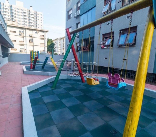 Apartamento com 46m², 1 quarto, 1 suíte, 1 vaga, no bairro Cristo Redentor em Porto Alegre