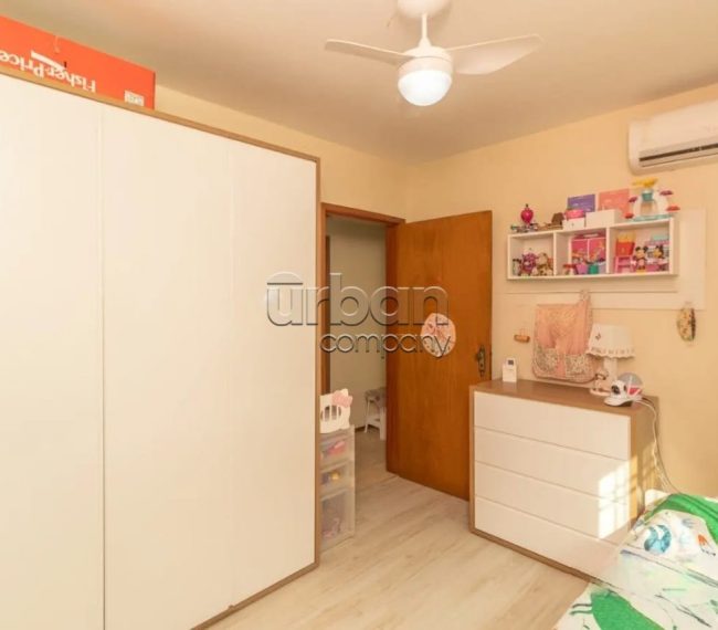 Apartamento com 100m², 3 quartos, 1 suíte, 2 vagas, no bairro Auxiliadora em Porto Alegre