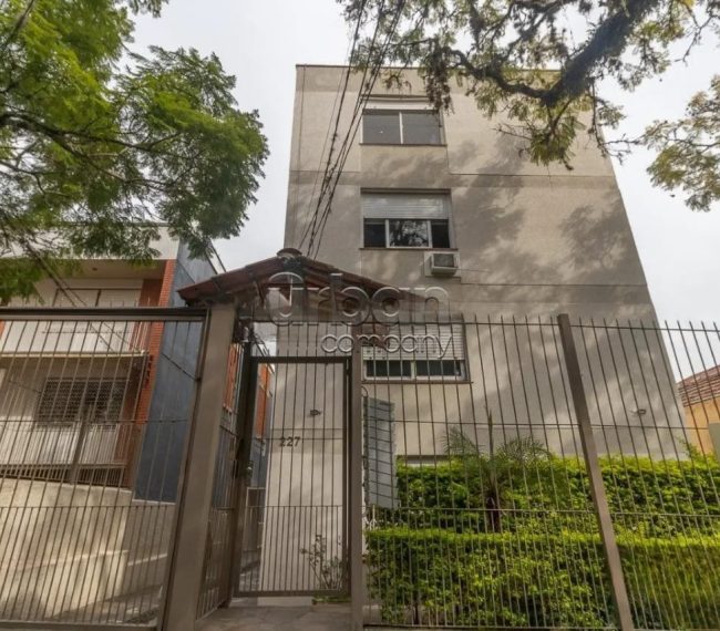 Apartamento com 100m², 3 quartos, 1 suíte, 2 vagas, no bairro Auxiliadora em Porto Alegre