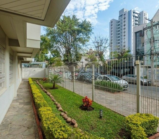 Apartamento com 63m², 2 quartos, 1 vaga, no bairro Menino Deus em Porto Alegre