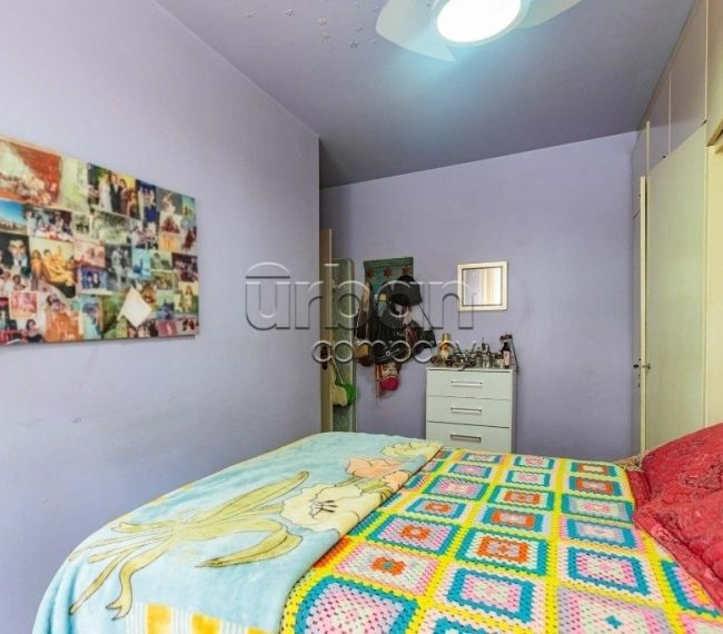 Apartamento com 63m², 2 quartos, 1 vaga, no bairro Menino Deus em Porto Alegre