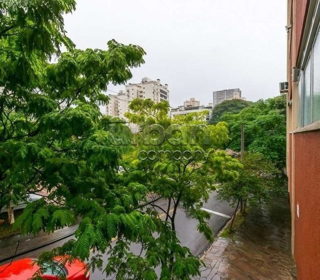 Apartamento com 69m², 2 quartos, 1 vaga, no bairro Auxiliadora em Porto Alegre